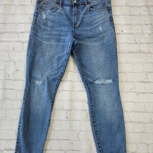 Gap Woman’s blue true skinny ankle jeans size 31 R